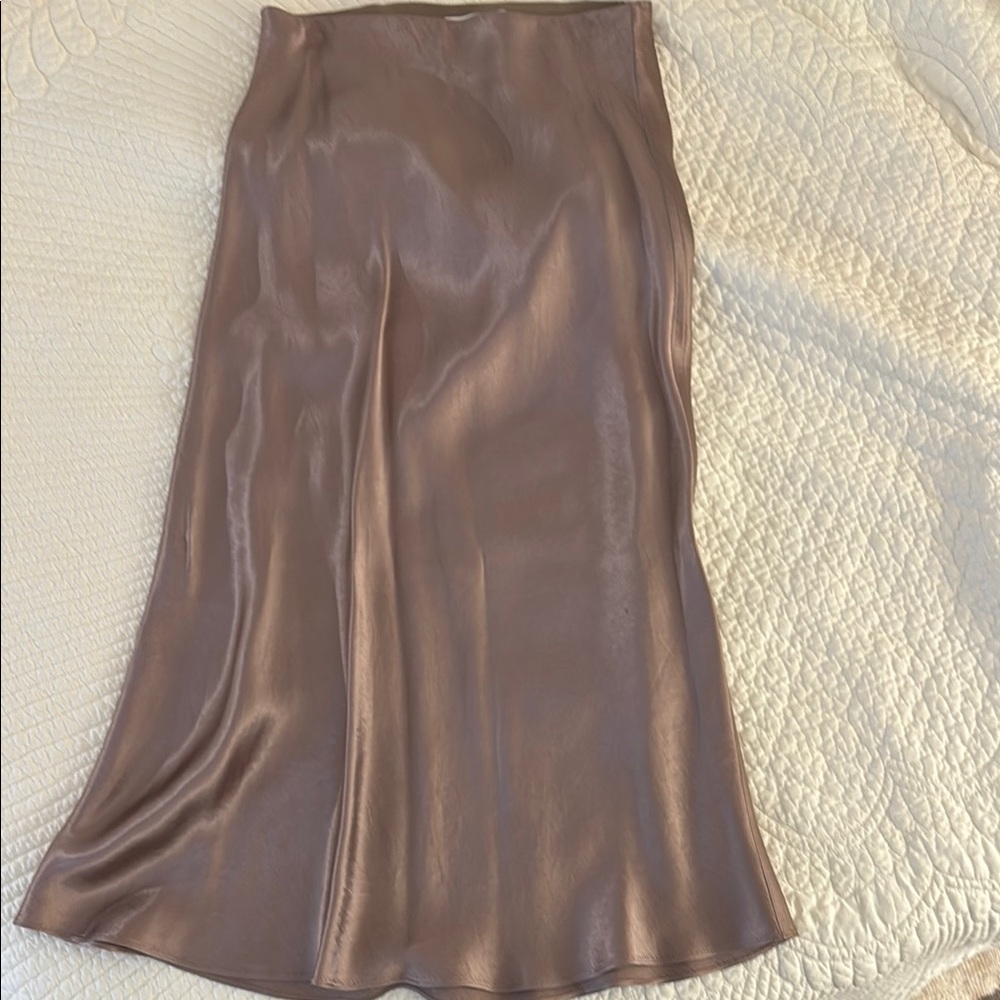 Aritzia Satin Bias Midi Skirt in Mauve / Violet